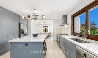 Luxueuze villa met Spaanse bouwstijl en berg- en zeezicht te koop op de New Golden Mile tussen Marbella en Estepona 784063 
