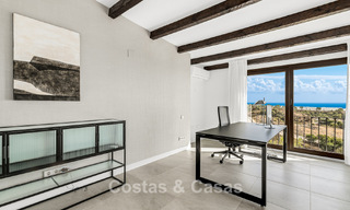 Luxueuze villa met Spaanse bouwstijl en berg- en zeezicht te koop op de New Golden Mile tussen Marbella en Estepona 784076 
