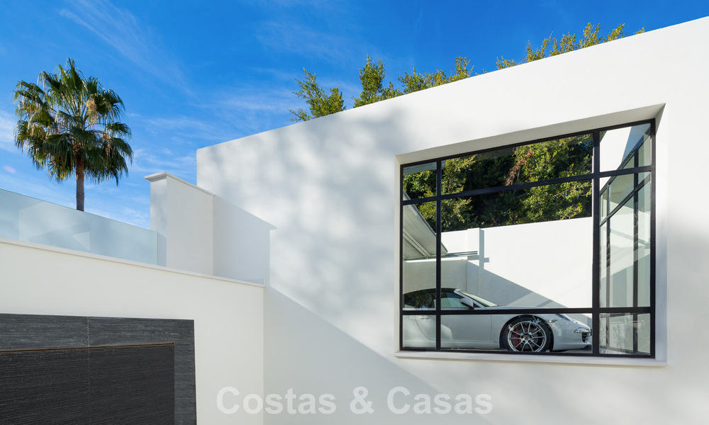 Luxueuze, moderne Mediterrane villa te koop, eerstelijns Aloha golf in Nueva Andalucia’s vallei, Marbella 784077