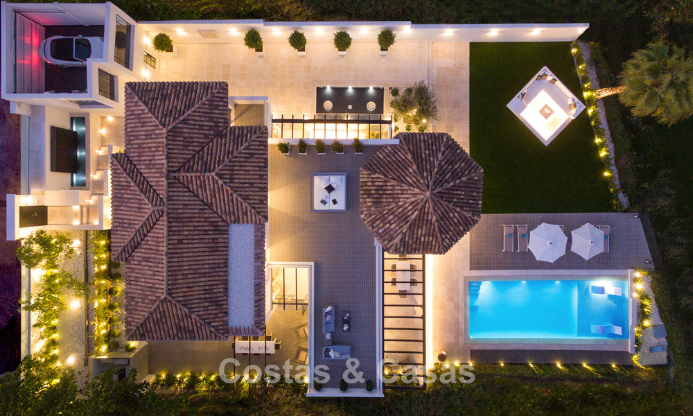 Luxueuze, moderne Mediterrane villa te koop, eerstelijns Aloha golf in Nueva Andalucia’s vallei, Marbella 784089