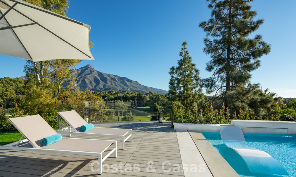 Luxueuze, moderne Mediterrane villa te koop, eerstelijns Aloha golf in Nueva Andalucia’s vallei, Marbella 784090
