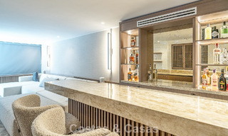 Instapklare, gemoderniseerde luxevilla te koop in het hart van Nueva Andalucia, Marbella 784134 