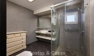 Exclusief penthouse met panoramische uitzichten te koop in het hartje van Puerto Banus, Marbella 784190 