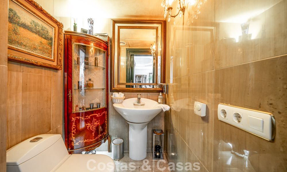 Ruim duplex appartement te koop met schitterend uitzicht, eerstelijn in de haven van Puerto Banus, Marbella 784168
