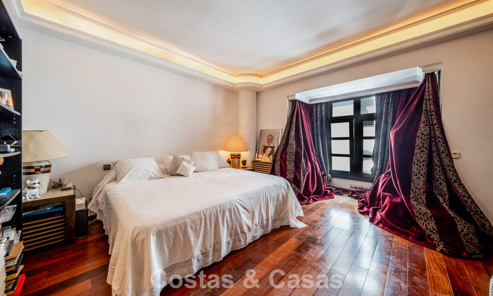 Ruim duplex appartement te koop met schitterend uitzicht, eerstelijn in de haven van Puerto Banus, Marbella 784173