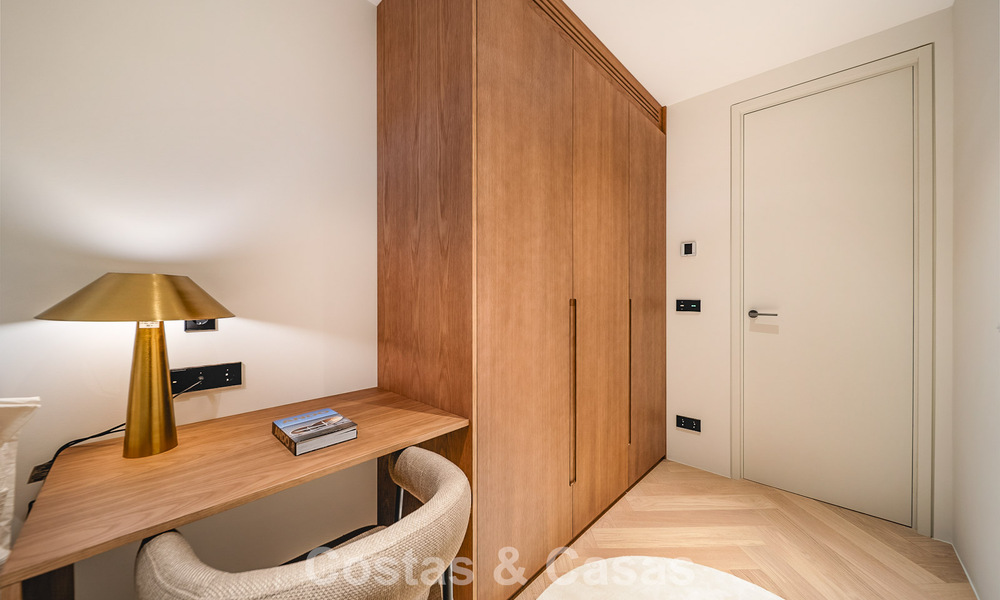 Luxueus gerenoveerd, 3-slaapkamer appartement te koop met panoramisch uitzicht op Marbella’s Golden Mile 784241