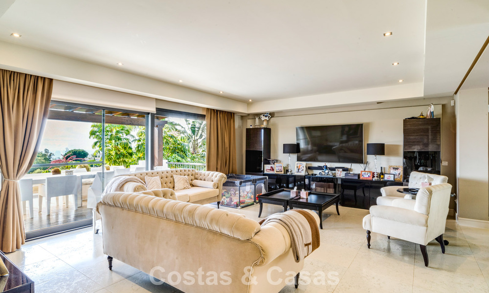 Prachtige, moderne, mediterrane villa te koop in een beveiligd exclusief complex op de Golden Mile van Marbella 784294