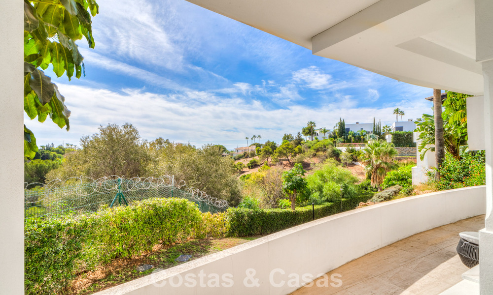 Prachtige, moderne, mediterrane villa te koop in een beveiligd exclusief complex op de Golden Mile van Marbella 784306