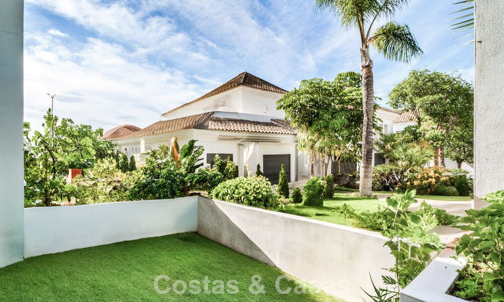 Prachtige, moderne, mediterrane villa te koop in een beveiligd exclusief complex op de Golden Mile van Marbella 784314
