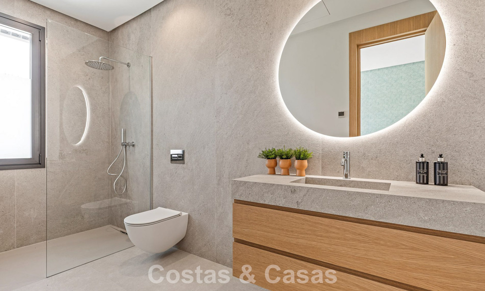 Contemporaine luxevilla te koop in de groene heuvels nabij San Pedro in Marbella - Benahavis 784334
