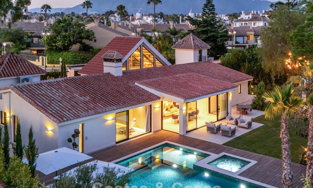 Exclusieve, gelijkvloerse villa te koop op een steenworp van het strand en voorzieningen in San Pedro en Puerto Banus, Marbella 784430