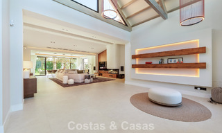 Exclusieve, gelijkvloerse villa te koop op een steenworp van het strand en voorzieningen in San Pedro en Puerto Banus, Marbella 784458 