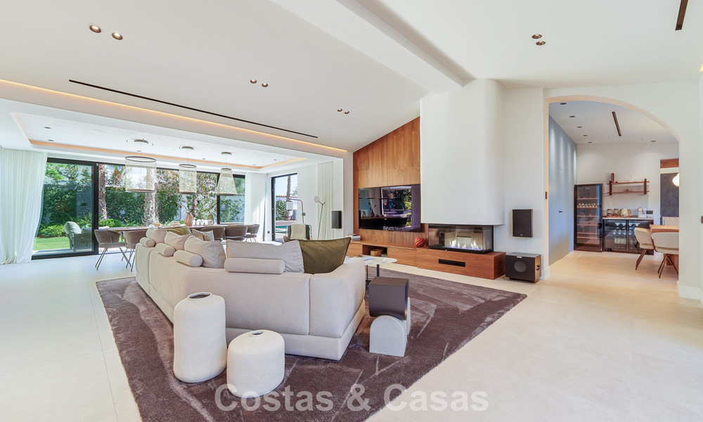 Exclusieve, gelijkvloerse villa te koop op een steenworp van het strand en voorzieningen in San Pedro en Puerto Banus, Marbella 784461