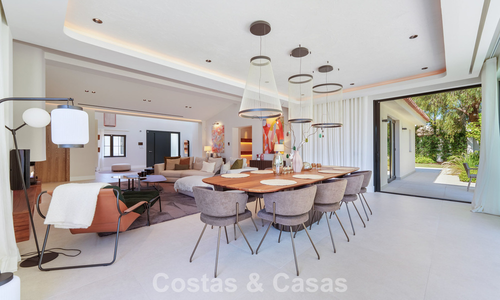 Exclusieve, gelijkvloerse villa te koop op een steenworp van het strand en voorzieningen in San Pedro en Puerto Banus, Marbella 784467