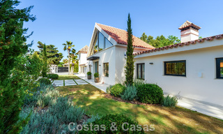 Exclusieve, gelijkvloerse villa te koop op een steenworp van het strand en voorzieningen in San Pedro en Puerto Banus, Marbella 784477 