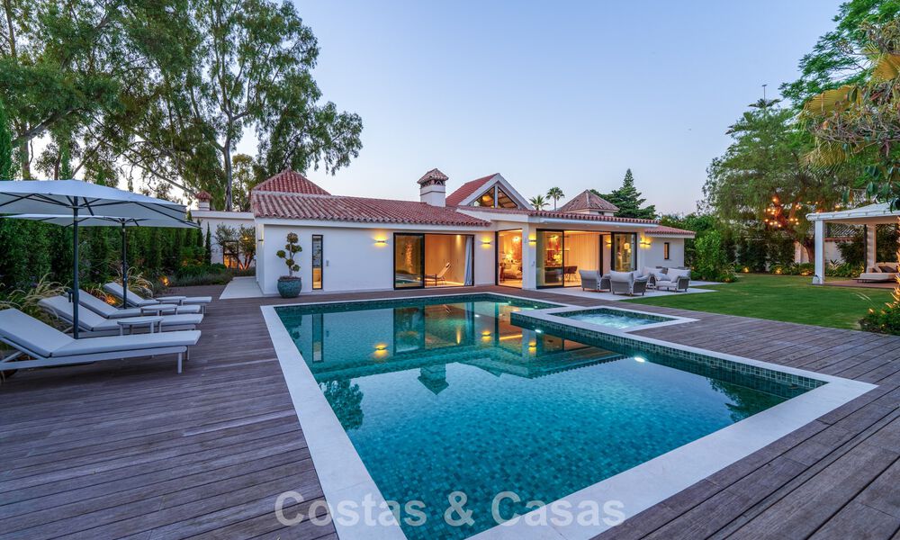 Exclusieve, gelijkvloerse villa te koop op een steenworp van het strand en voorzieningen in San Pedro en Puerto Banus, Marbella 784481