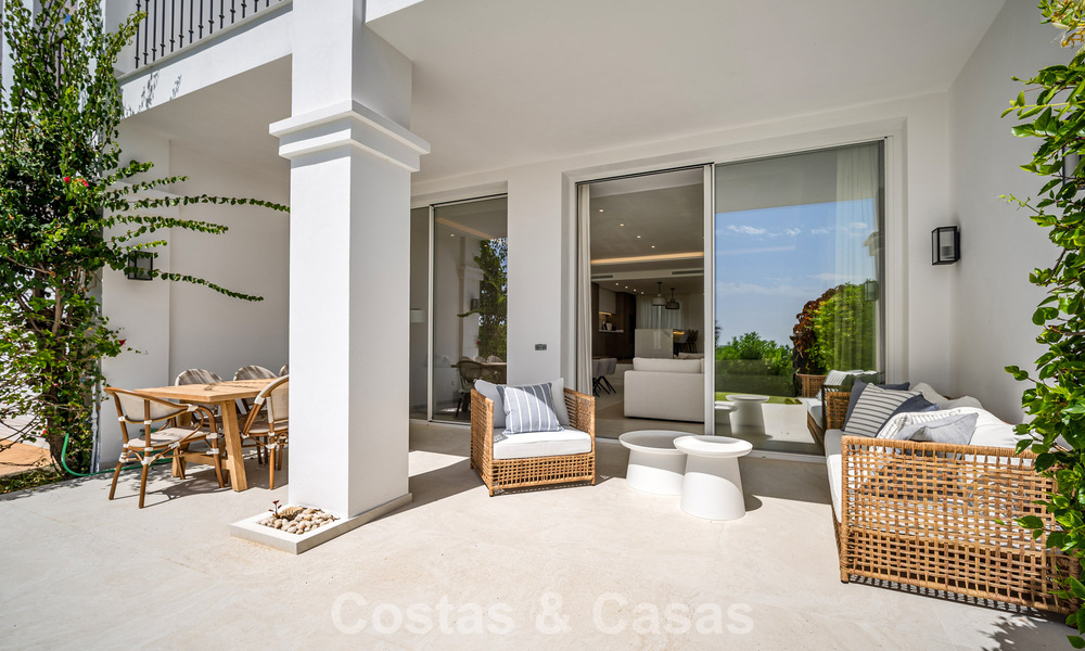 Schitterend gerenoveerd herenhuis te koop eerstelijns La Quinta golf in Marbella - Benahavis 784544