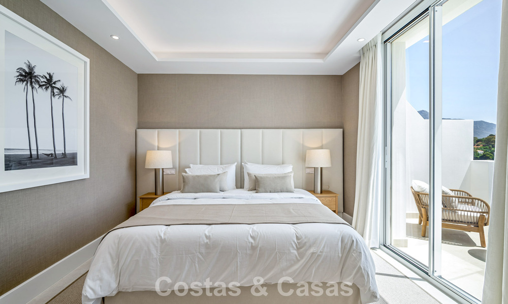 Schitterend gerenoveerd herenhuis te koop eerstelijns La Quinta golf in Marbella - Benahavis 784562