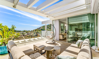Contemporain luxe appartement met zeezicht te koop in een boutique complex nabij Marbella stad 784595 