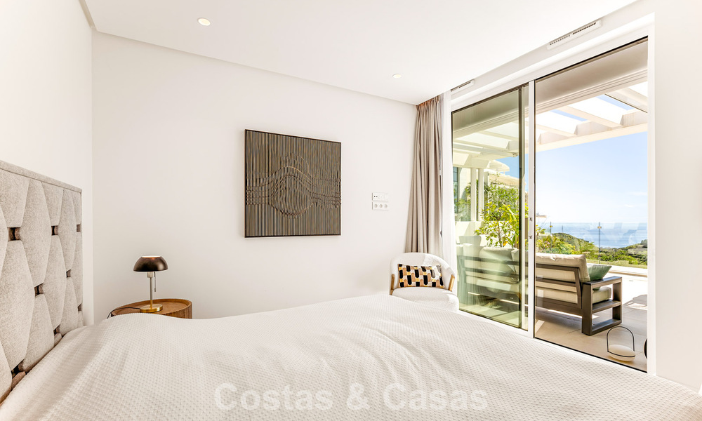 Contemporain luxe appartement met zeezicht te koop in een boutique complex nabij Marbella stad 784599