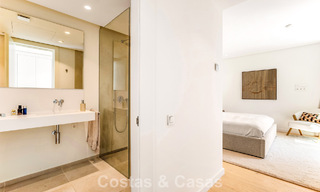 Contemporain luxe appartement met zeezicht te koop in een boutique complex nabij Marbella stad 784600 