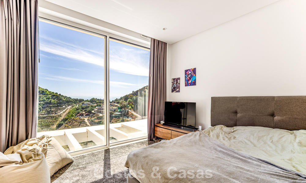 Contemporain luxe appartement met zeezicht te koop in een boutique complex nabij Marbella stad 784603
