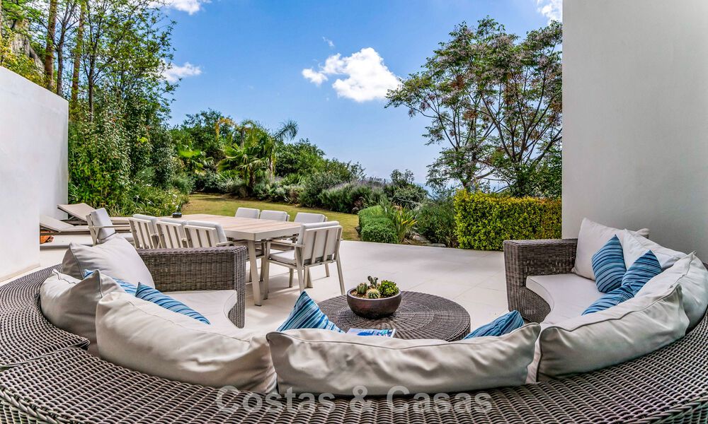 Contemporain luxe appartement met zeezicht te koop in een boutique complex nabij Marbella stad 784609
