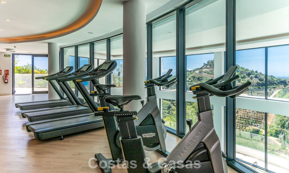 Contemporain luxe appartement met zeezicht te koop in een boutique complex nabij Marbella stad 784615