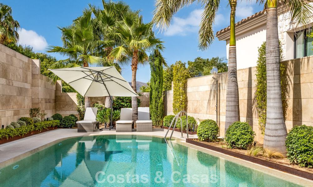 Duplex appartement met villa-allure te koop in een luxueus complex in La Quinta, Marbella - Benahavis 784856