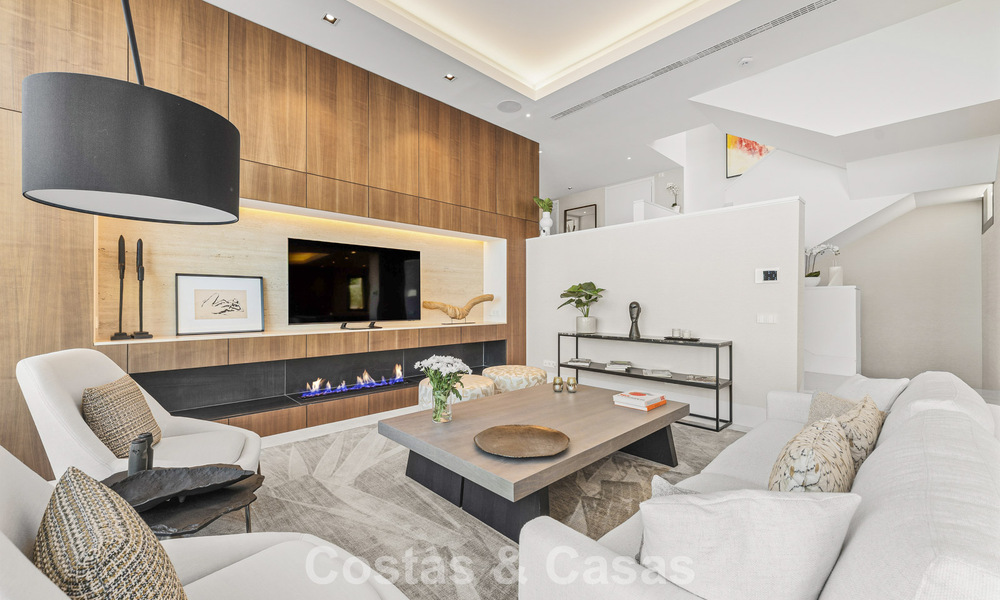 Duplex appartement met villa-allure te koop in een luxueus complex in La Quinta, Marbella - Benahavis 784875