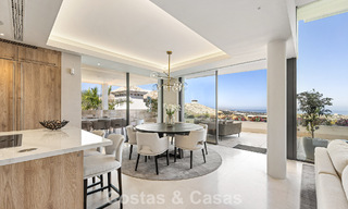 Duplex appartement met villa-allure te koop in een luxueus complex in La Quinta, Marbella - Benahavis 784877 
