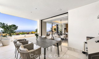 Duplex appartement met villa-allure te koop in een luxueus complex in La Quinta, Marbella - Benahavis 784882 