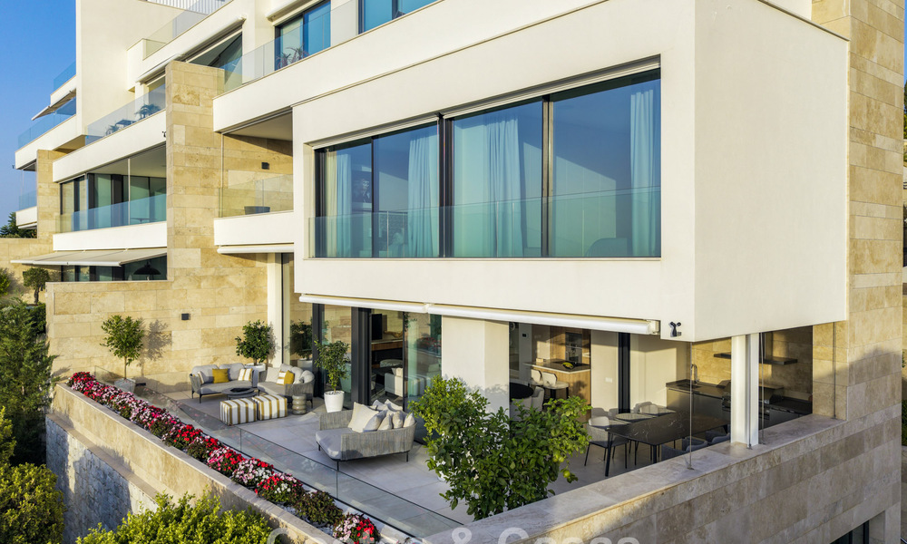 Duplex appartement met villa-allure te koop in een luxueus complex in La Quinta, Marbella - Benahavis 784892