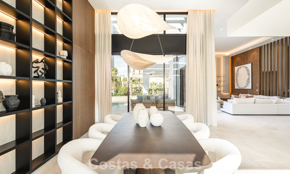 Modernistische gelijkvloerse luxevilla te koop, in Nueva Andalucia, Marbella 799824