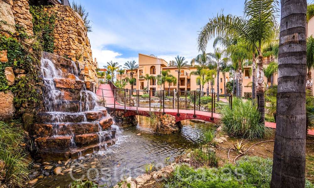 Instapklaar, luxe penthouse met panoramische zichten op golf, zee en bergen te koop in Benahavis - Marbella 784810