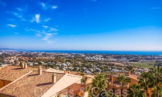 Instapklaar, luxe penthouse met panoramische zichten op golf, zee en bergen te koop in Benahavis - Marbella 784821 