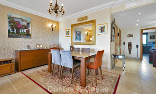 Instapklaar, 3-slaapkamer appartement te koop met zicht op de tuin en de zee in Los Flamingos Golf Resort in Marbella - Benahavis 785088 
