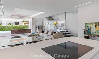 Instapklare, contemporaine luxevilla te koop aan de golfbaan op de New Golden Mile, Marbella - Estepona 785147 