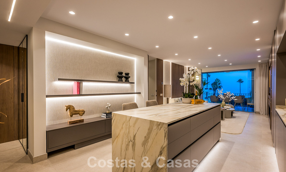 Luxe appartement met zeezicht te koop in een exclusief strandcomplex op de New Golden Mile tussen Marbella en Estepona 785232