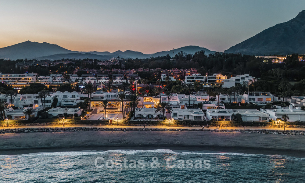 Luxueuze strandwoning met open zeezicht te koop, direct aan het strand op de prestigieuze Golden Mile van Marbella 785329
