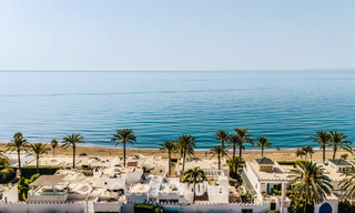 Luxueuze strandwoning met open zeezicht te koop, direct aan het strand op de prestigieuze Golden Mile van Marbella 785346 