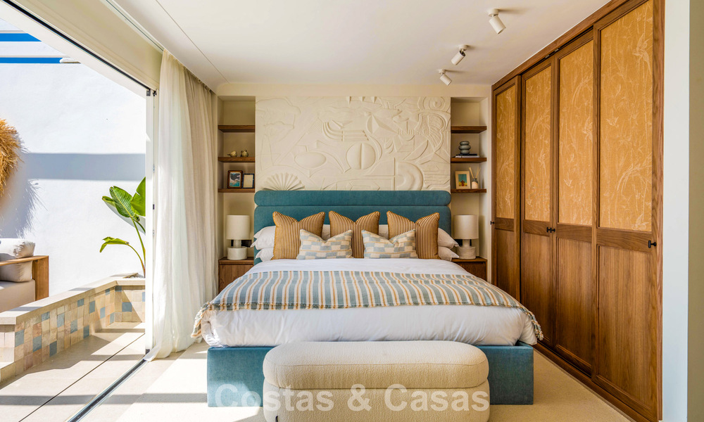 Luxueuze strandwoning met open zeezicht te koop, direct aan het strand op de prestigieuze Golden Mile van Marbella 785347