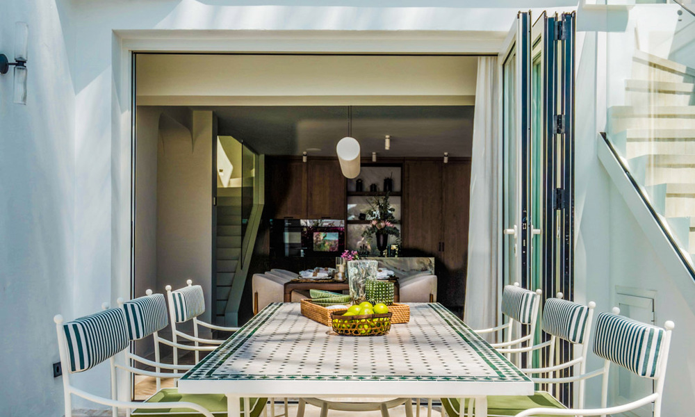 Luxueuze strandwoning met open zeezicht te koop, direct aan het strand op de prestigieuze Golden Mile van Marbella 785351