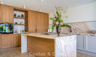 Luxueuze strandwoning met open zeezicht te koop, direct aan het strand op de prestigieuze Golden Mile van Marbella 785357 