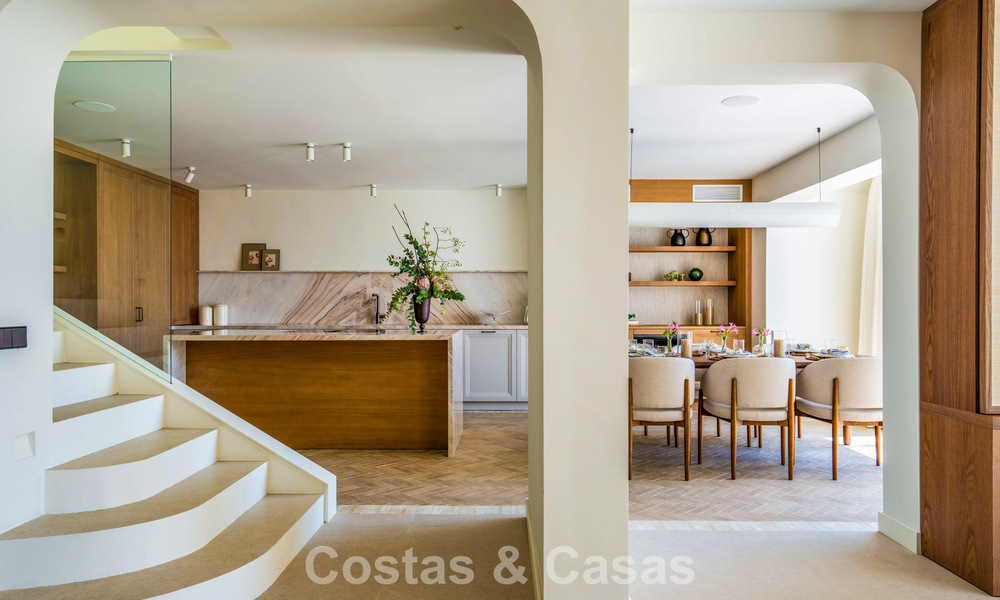 Luxueuze strandwoning met open zeezicht te koop, direct aan het strand op de prestigieuze Golden Mile van Marbella 785361