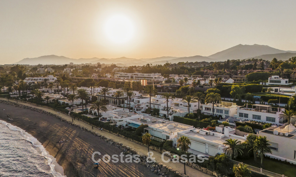 Luxueuze strandwoning met open zeezicht te koop, direct aan het strand op de prestigieuze Golden Mile van Marbella 785364