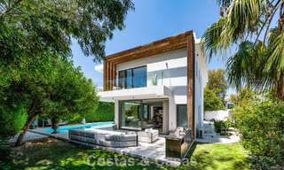 Modernistische villa te koop in een private community omgeven door groen, op de New Golden Mile tussen Marbella en Estepona 785371 