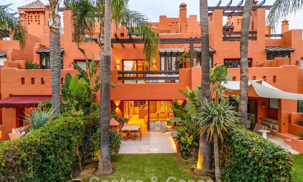 Prestigieus townhouse te koop in een exclusief wooncomplex op de Golden Mile van Marbella 785405