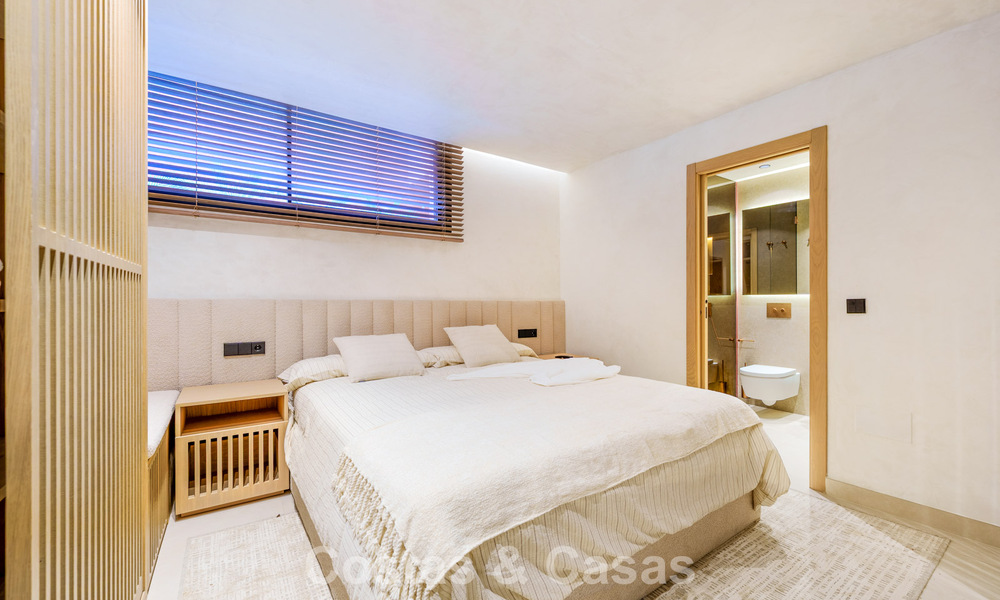 Prestigieus townhouse te koop in een exclusief wooncomplex op de Golden Mile van Marbella 785409