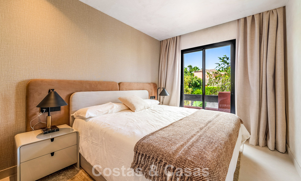 Prestigieus townhouse te koop in een exclusief wooncomplex op de Golden Mile van Marbella 785414